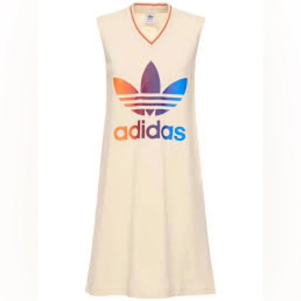 Nwt; ADIDAS ADICOLOR 70S V-NECK DRESS 🔸 - Picture 4 of 14